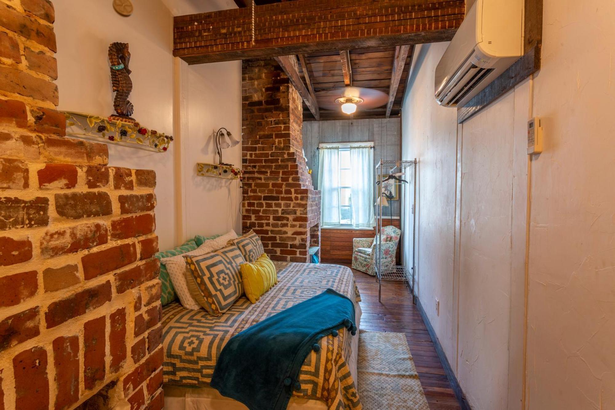 Stella Blue - 10 Apartment Savannah Exterior photo